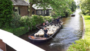 Farmhouse Lodge Giethoorn